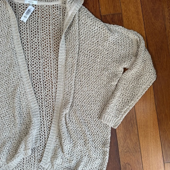 Talula | Aritzia cream capitol cozy crochet hooded sweater size large - Picture 3 of 5